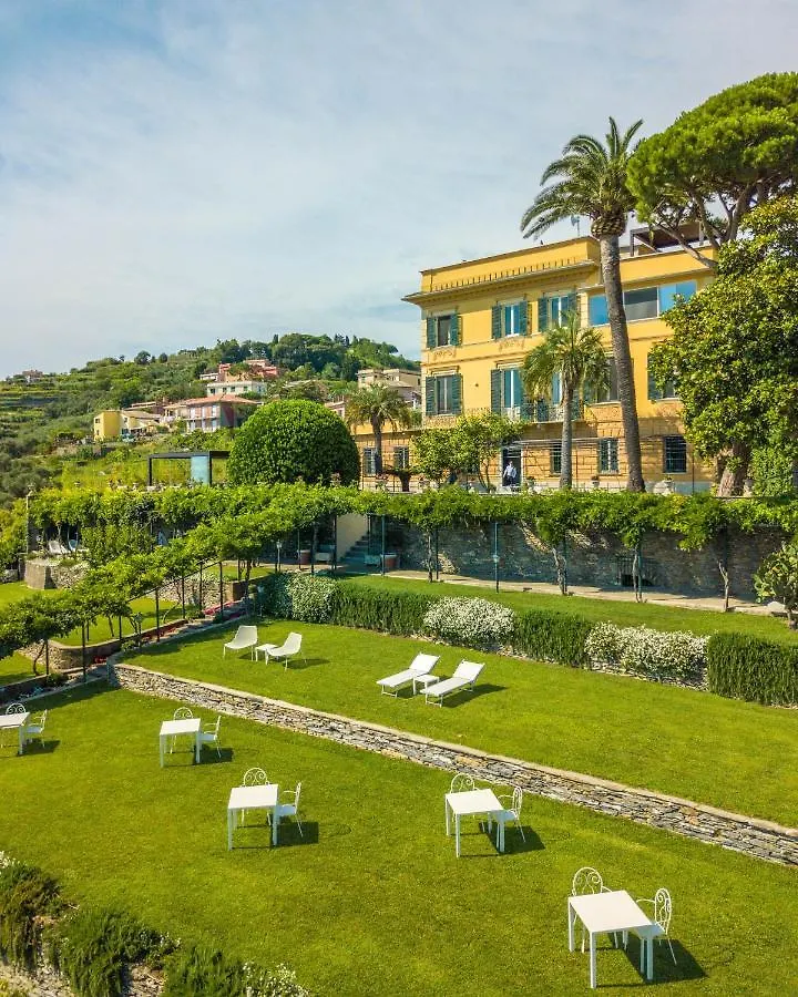 Villa Riviera Resort Lavagna Italy