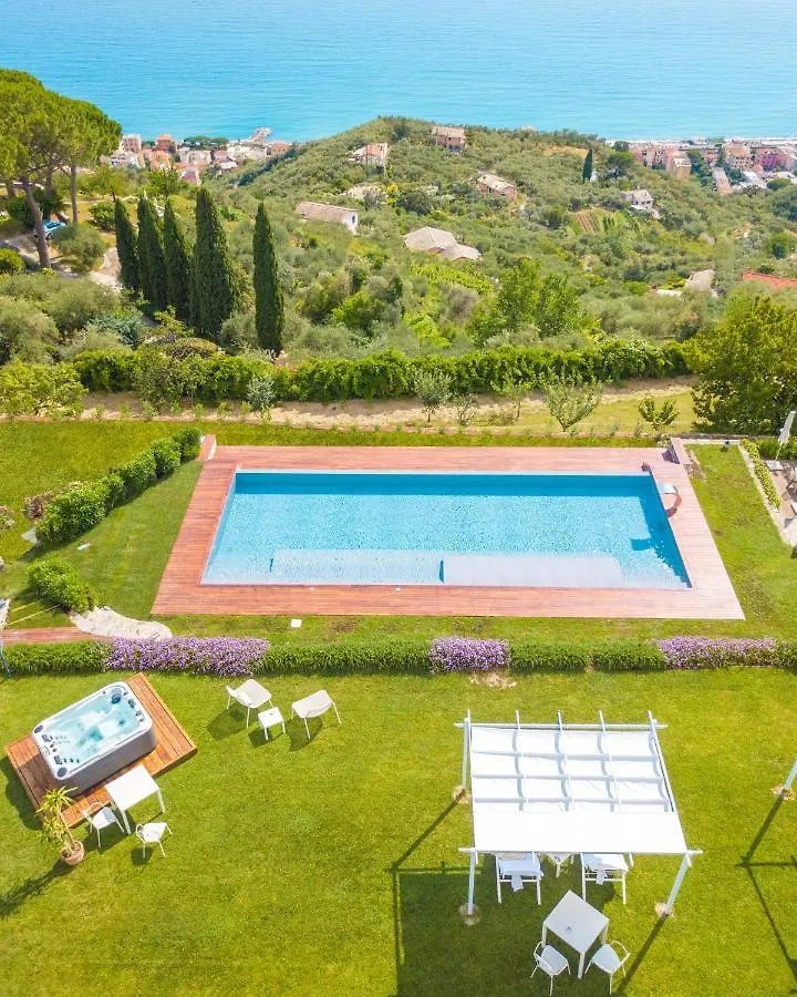 Villa Riviera Resort Lavagna Hotel
